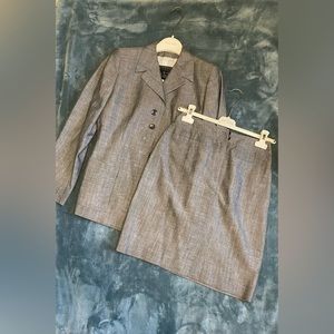 Escada Suit Set Wool Blend